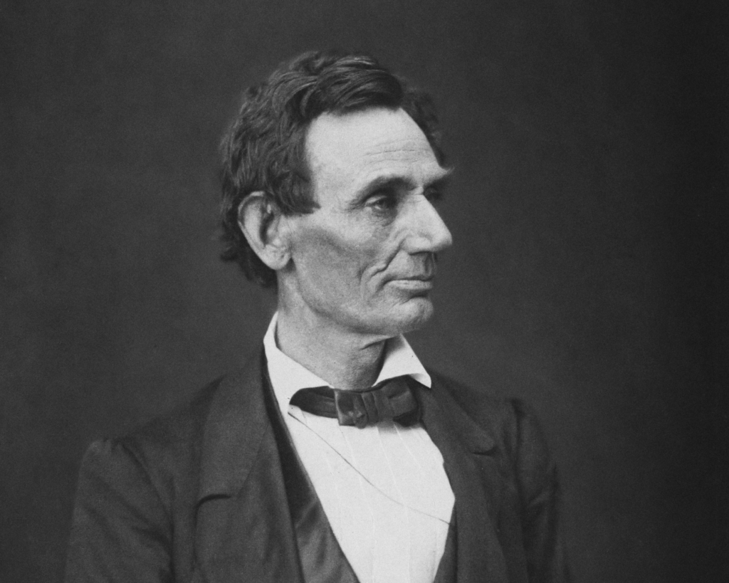 Abraham Lincoln: Words That Challenge, Words That Heal